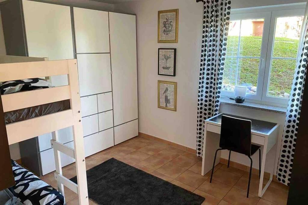 Die Seeblume - Ferienwohnung Mit Pool Und Seeblick 博德曼路德维希港 外观 照片