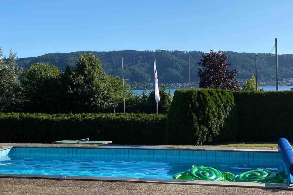 Die Seeblume - Ferienwohnung Mit Pool Und Seeblick 博德曼路德维希港 外观 照片
